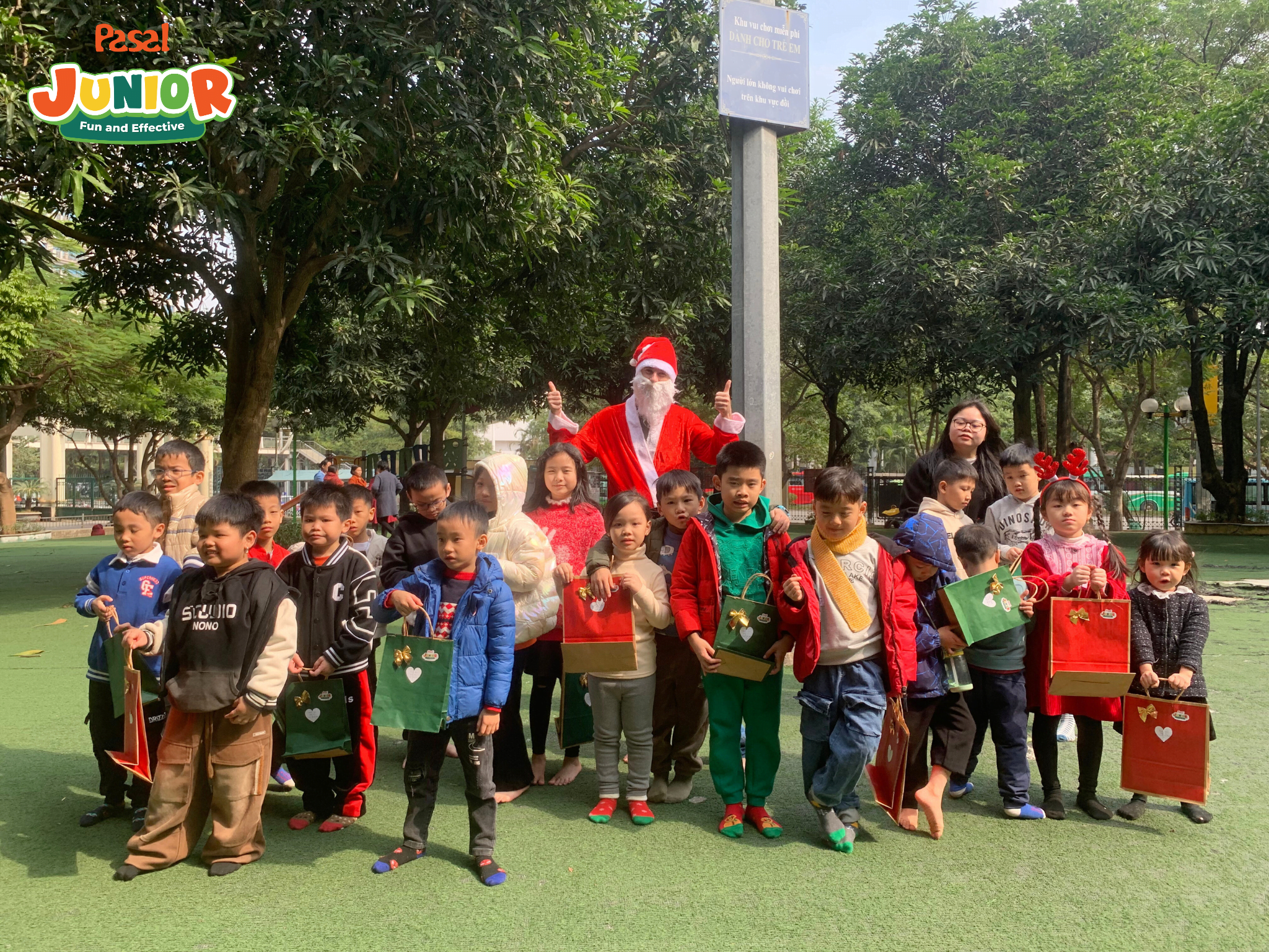 Phiêu lưu cùng ông già Noel – Câu lạc bộ tiếng Anh trẻ em Pasal Junior 